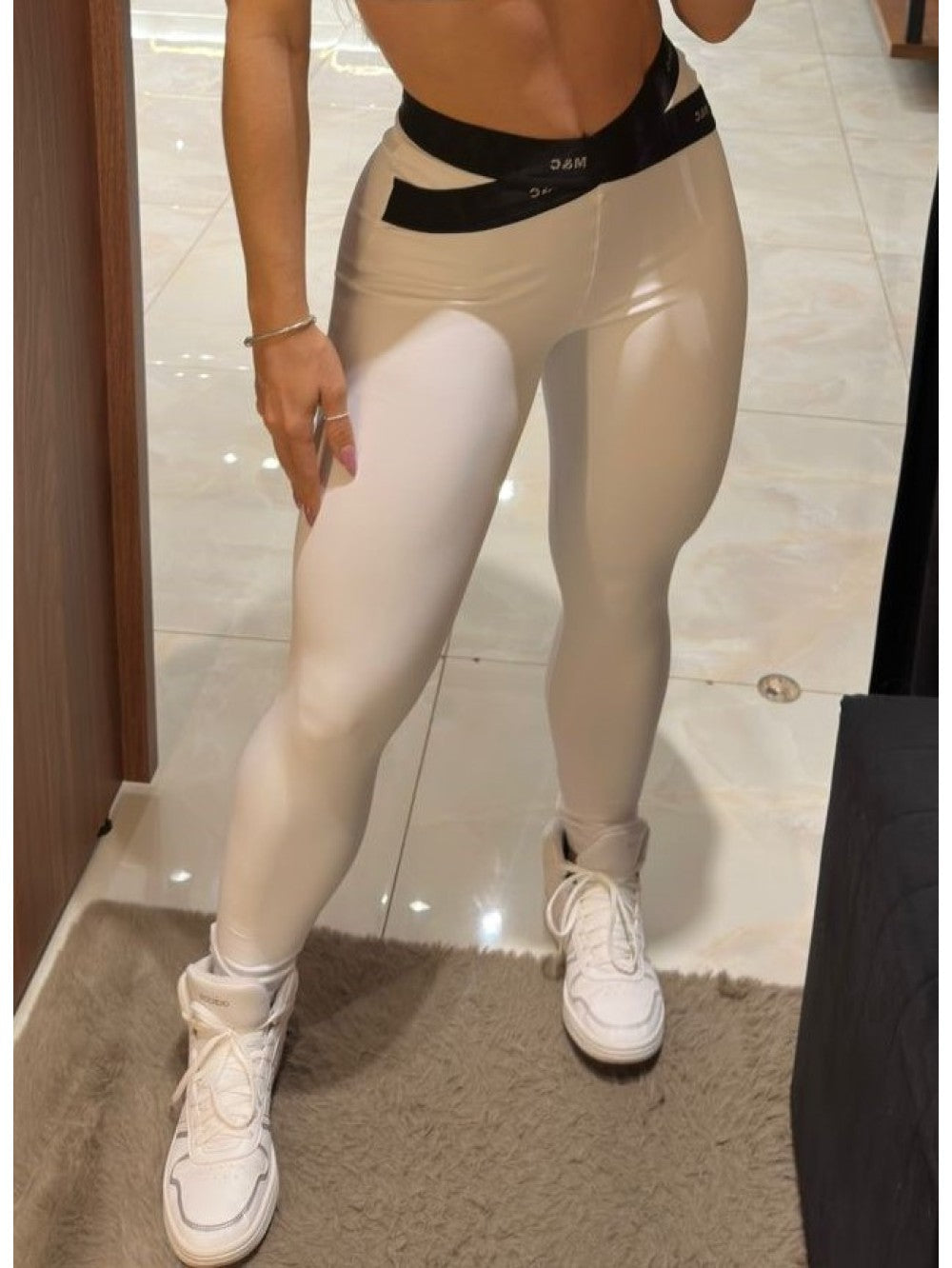 Conjunto Fitness Elastico Branco E Preta
